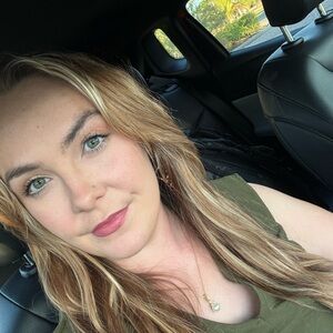 Meet your Posher, Jacqueline